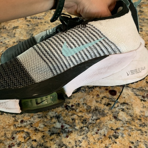 Women’s Nike sneakers - Picture 4 of 5